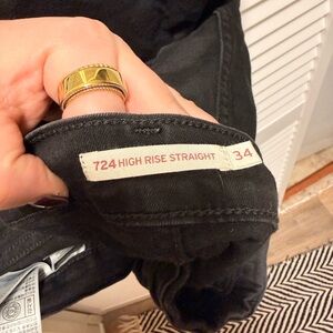 Wonnen's Black Levi High Rise Straight Jeans